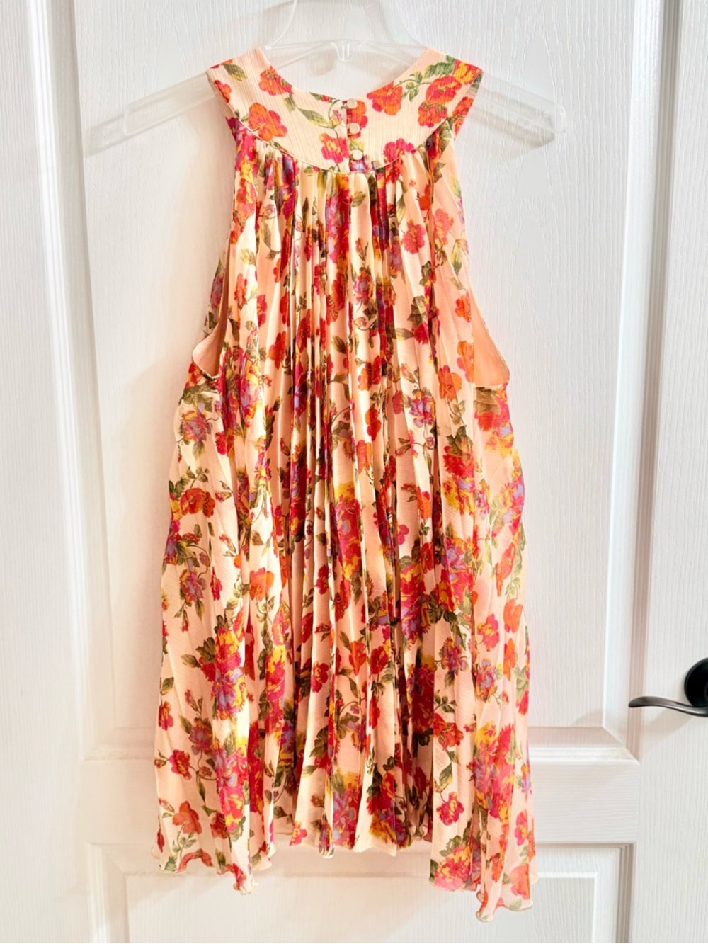 Free People Floral Pleated Top in Peach and Orange - Picture 6 of 7